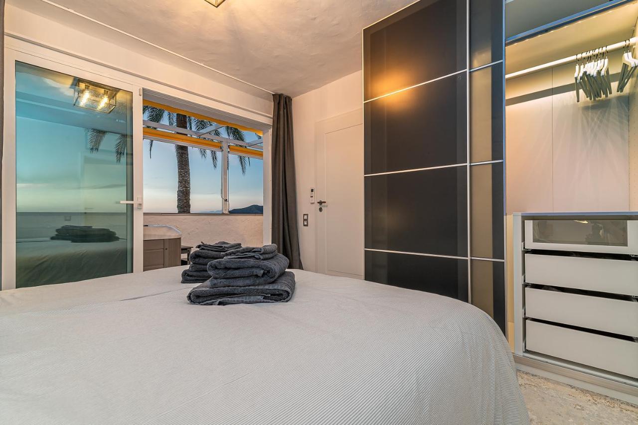 Mogan Luxury Apartment, Sea Views, Jacuzzi And Sauna. ภายนอก รูปภาพ